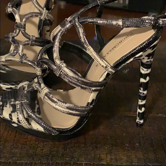 BCBG FARROW Black Spotted Lizard Stilettos - Picture 10 of 15